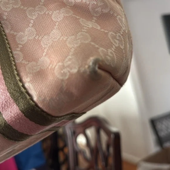 Gucci Tote -Pink ($1600 new) - Picture 9 of 11